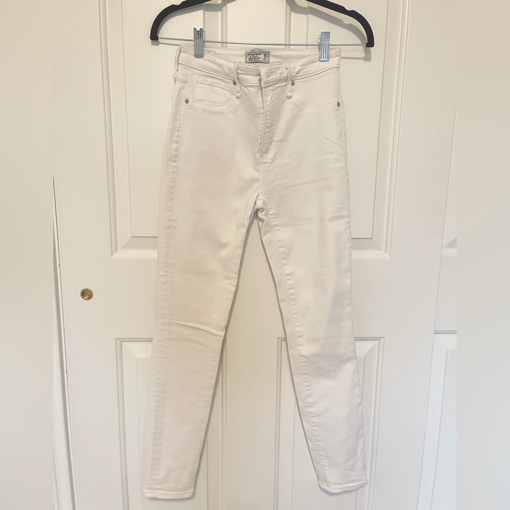 Abercrombie Simone High Rise Super Skinny Jean Size 26 2R